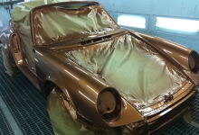 Dilemele personalizării auto: colantare sau vopsire?